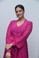 Sri Mukhi Pics